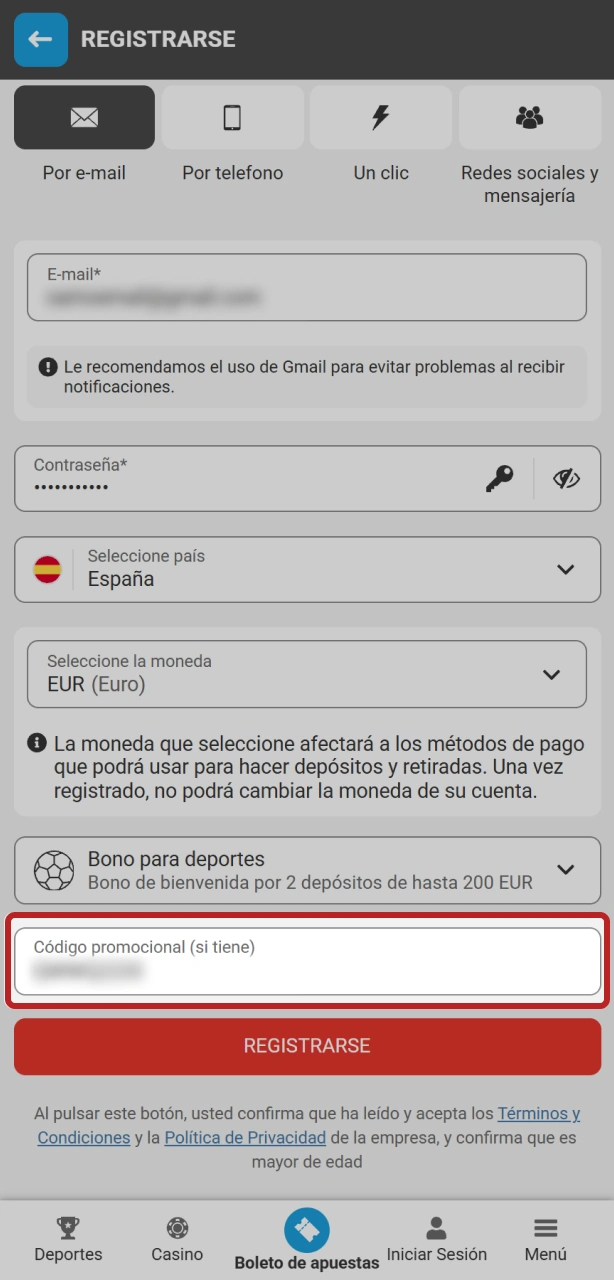 Introduce el código promocional en el formulario al registrarte en la app de MegaPari.